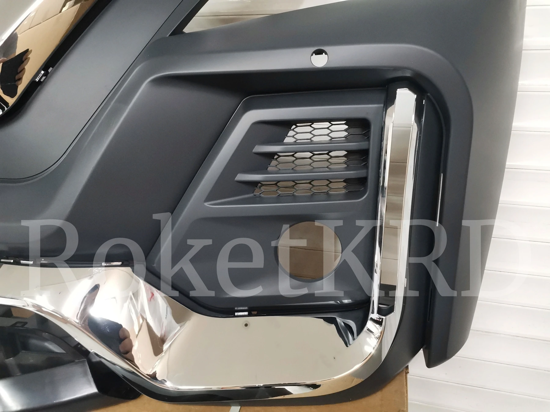 Обвес Nissan Patrol 10-15 Limgene