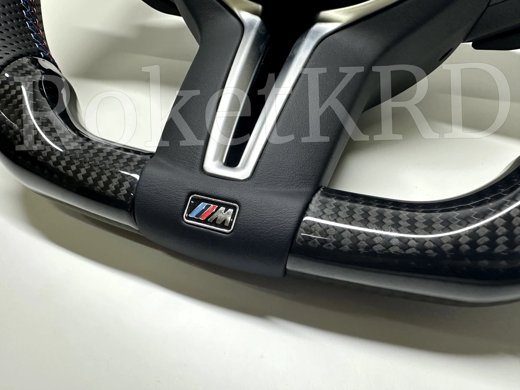Руль BMW карбон