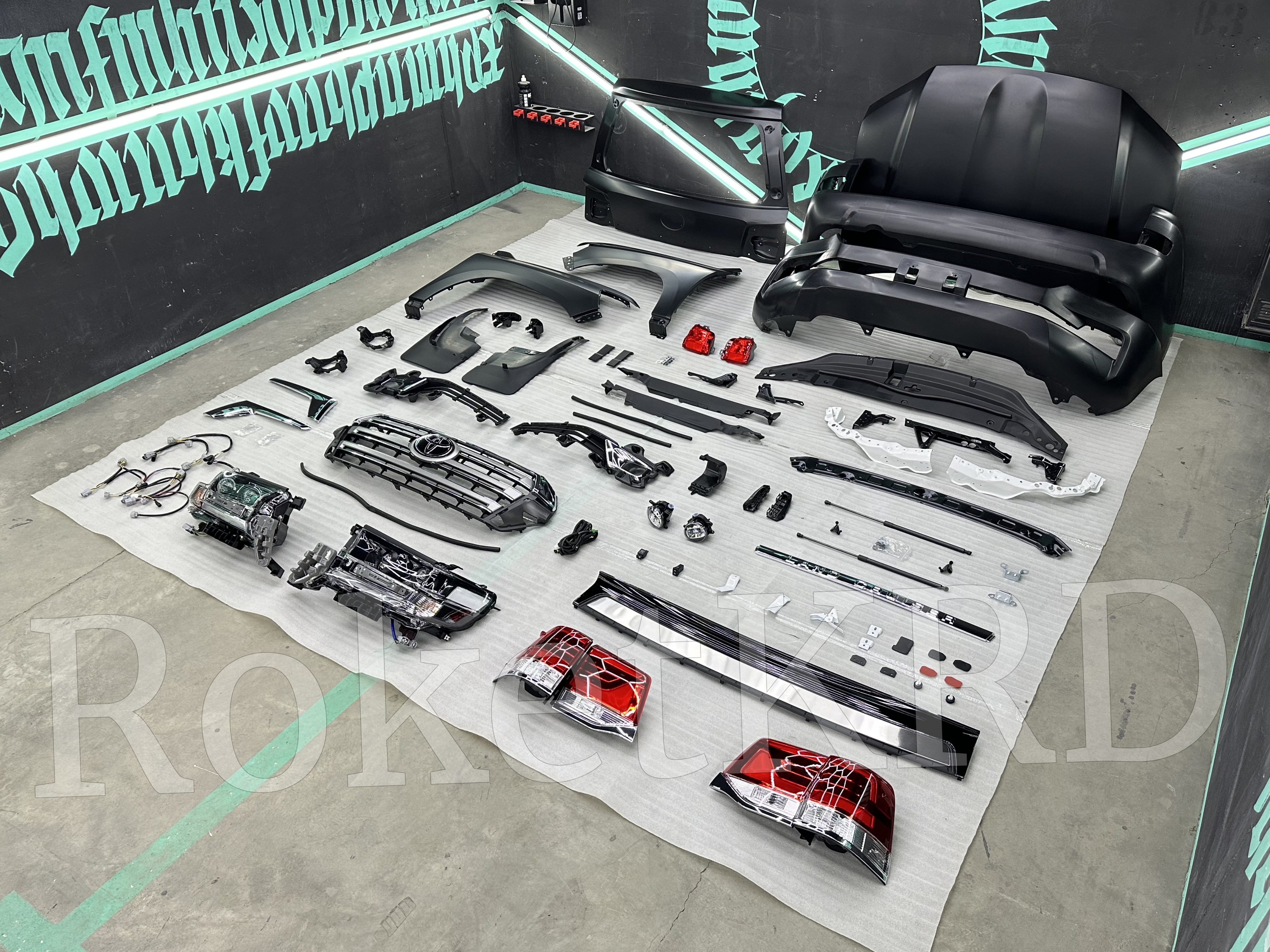 Рестайлинг Toyota Land Cruiser 200 2018+