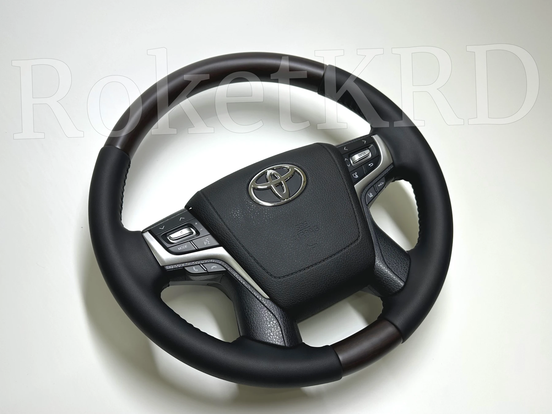 Руль Prado 150 \ Toyota Land Cruiser 200 (дерево)