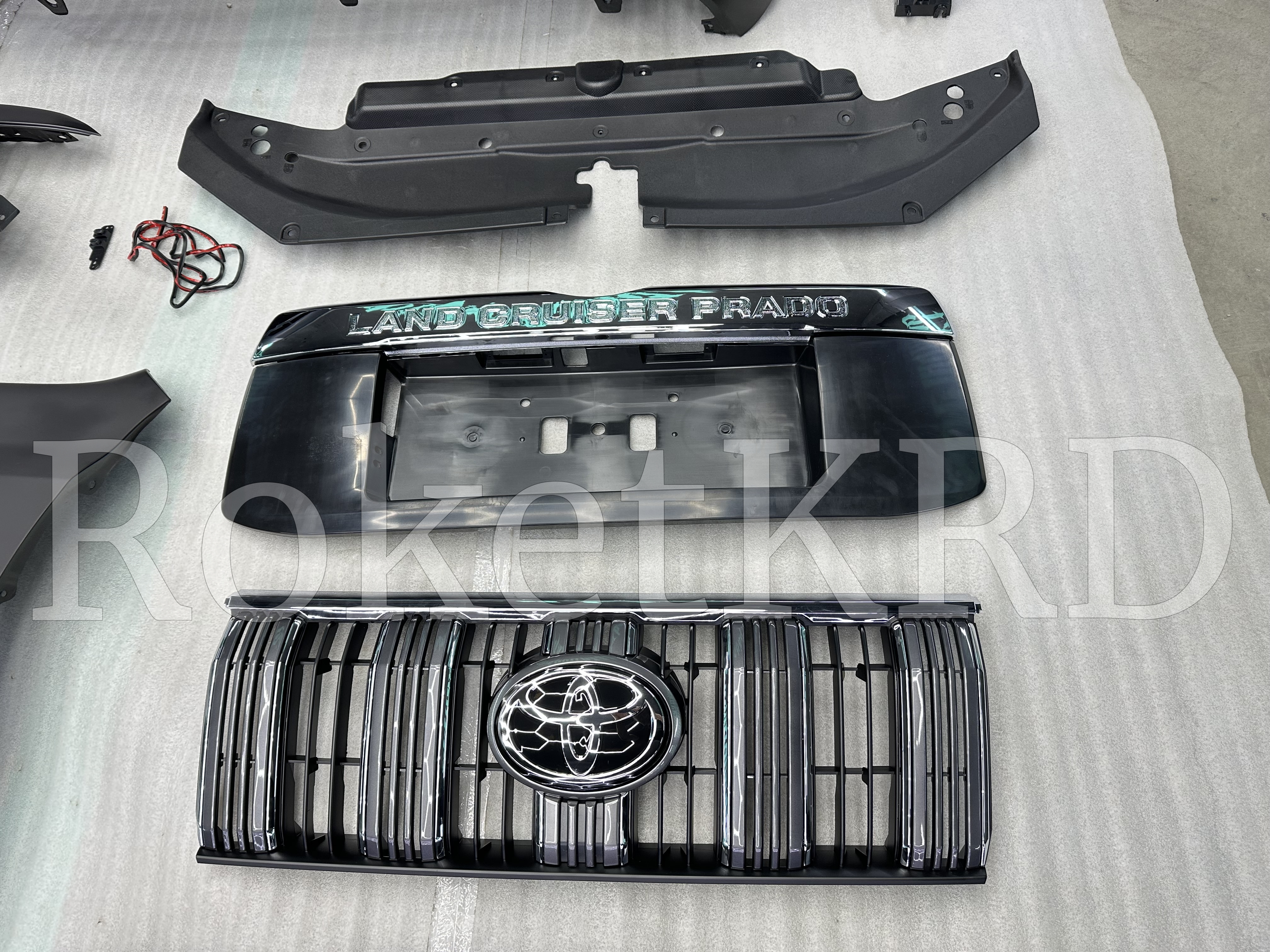 Рестайлинг Toyota Land Cruiser Prado 150 2018+