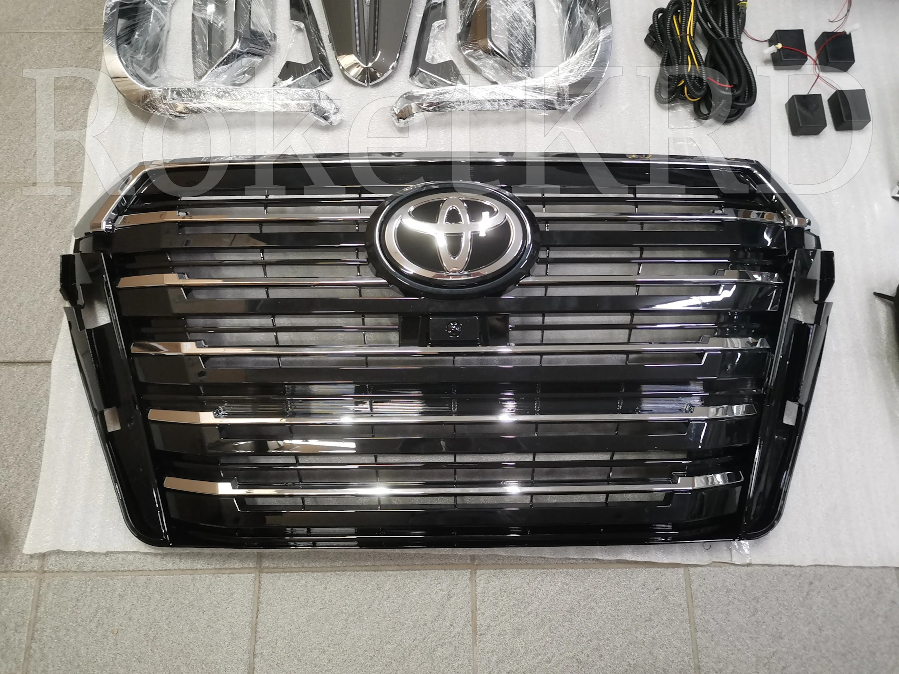 Обвес Urban Sport Toyota Land Cruiser 200 2016+