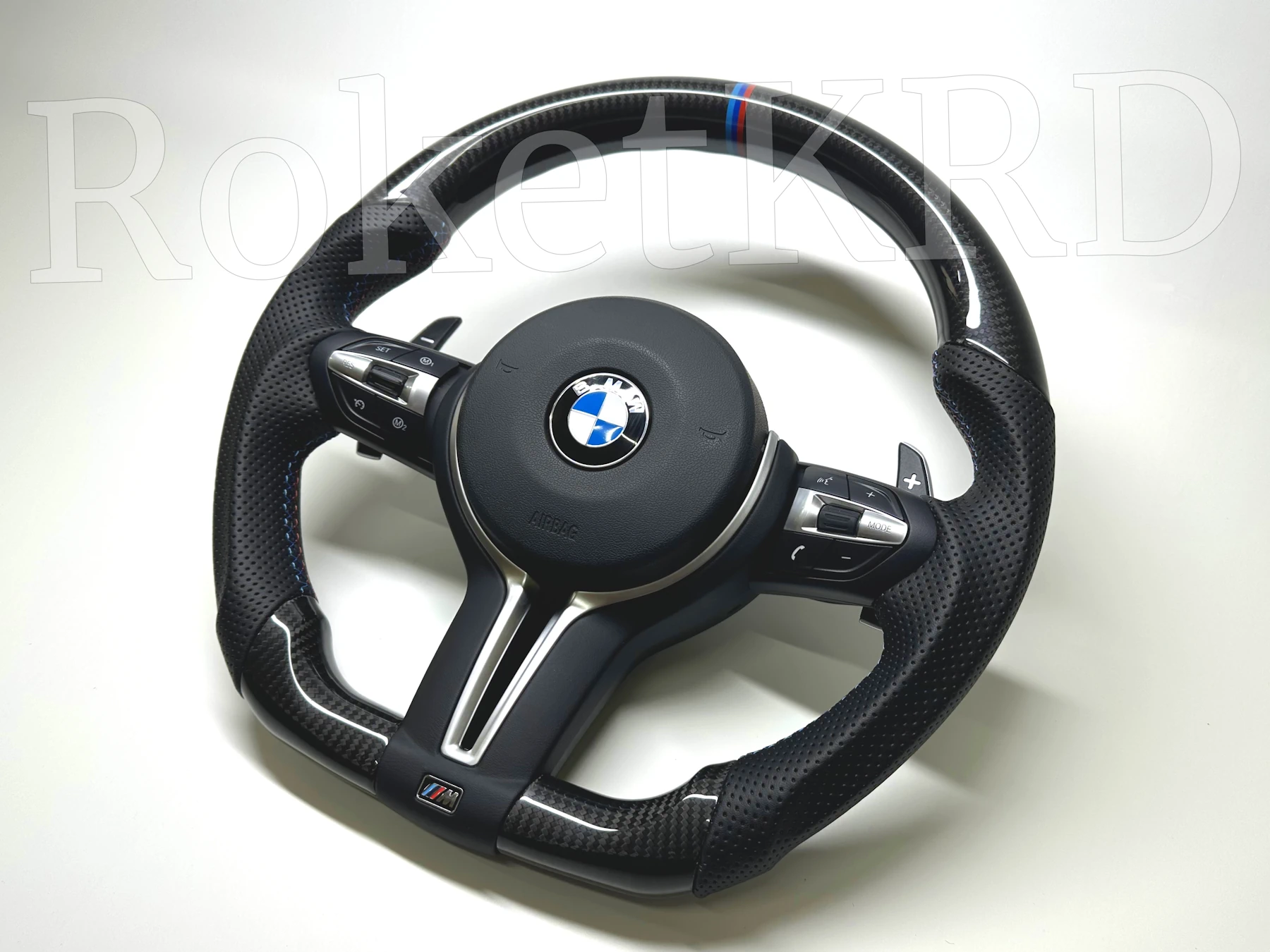 Руль BMW карбон