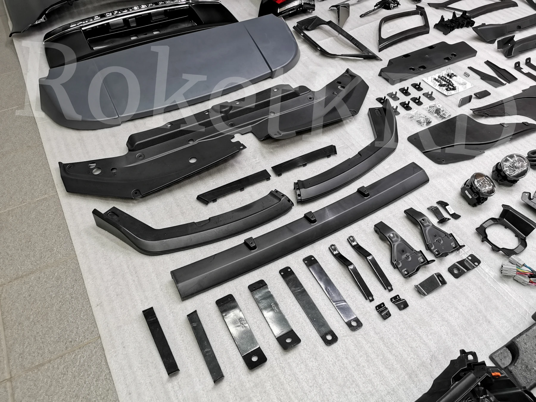 Рестайлинг Toyota Land Cruiser Prado 150 09-16 в Elford