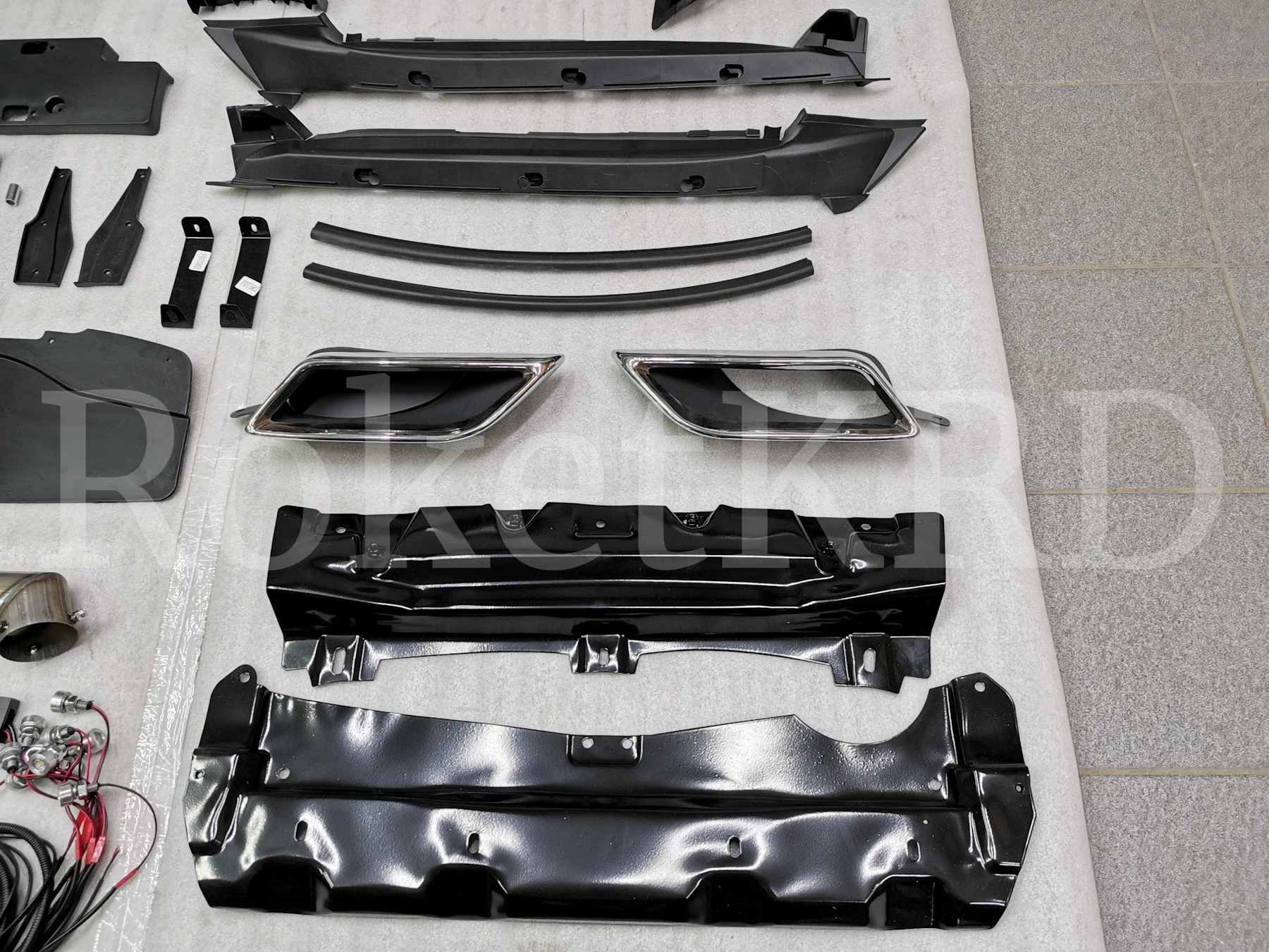 Рестайлинг Toyota Land Cruiser Prado 150 09-16 в Elford