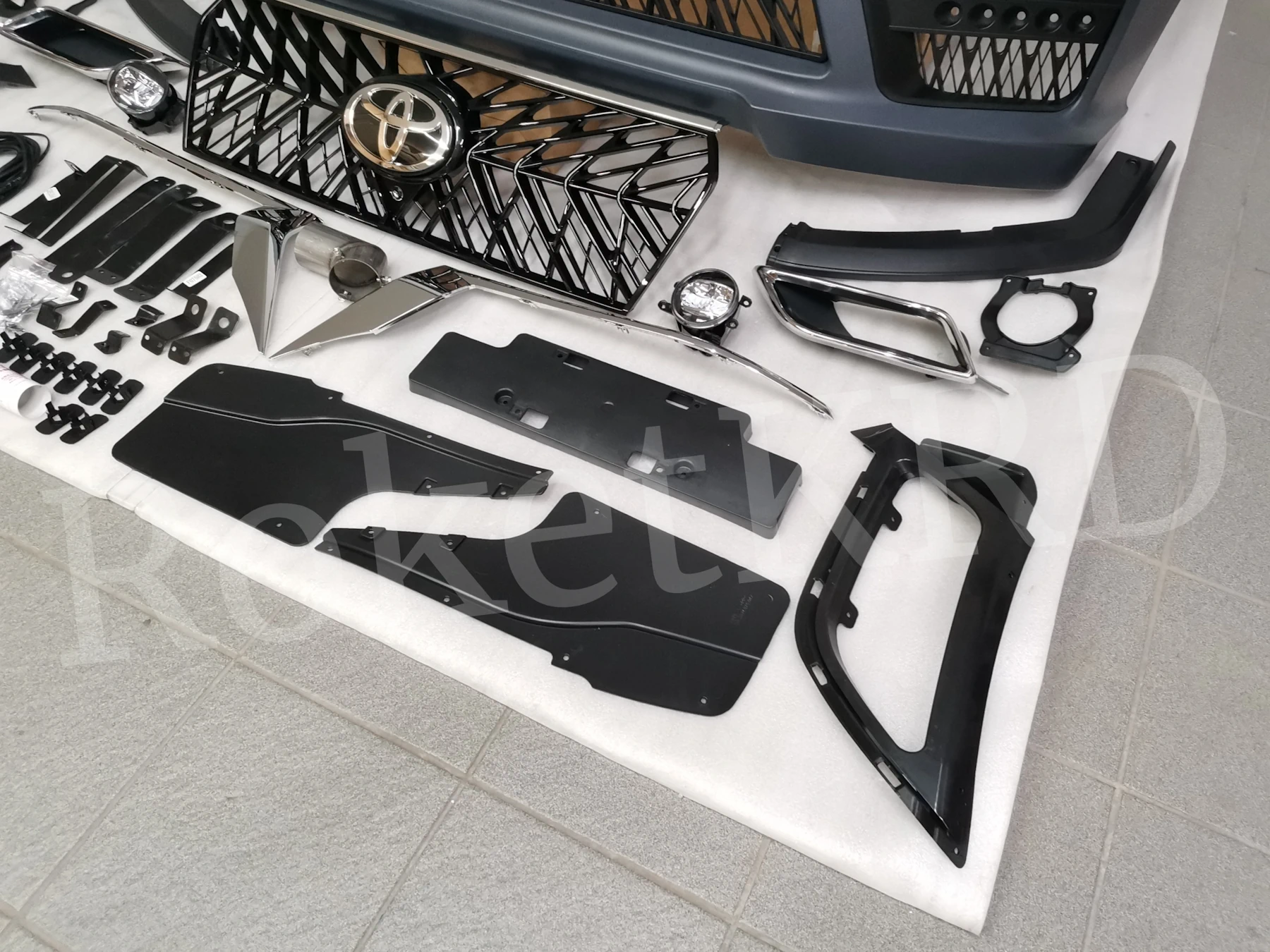 Обвес Toyota Land Cruiser Prado 150 Elford